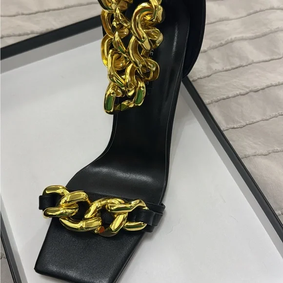 Versace Black Leather High Heels with Gold Chain Detail - Picture 5 of 5